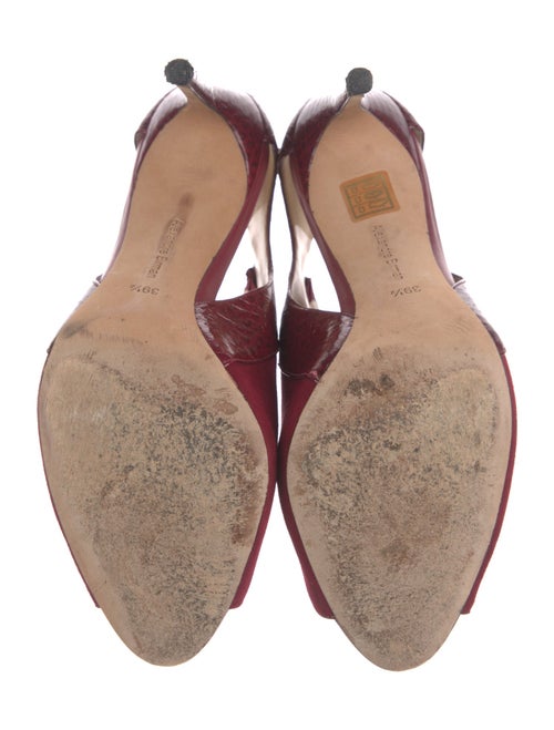 Alexandre Birman Suede Cutout Accent D'Orsay Pumps