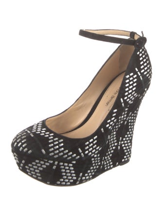 Alexandre Birman Suede Pumps