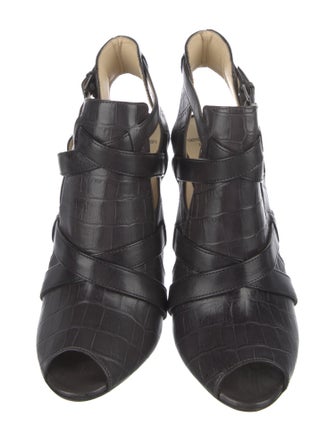 Alexandre Birman Leather T-Strap Pumps