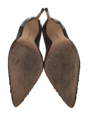 Alexandre Birman Suede Pumps