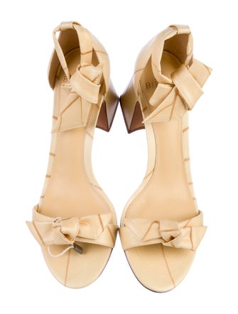 Alexandre Birman Leather Bow Accents Sandals
