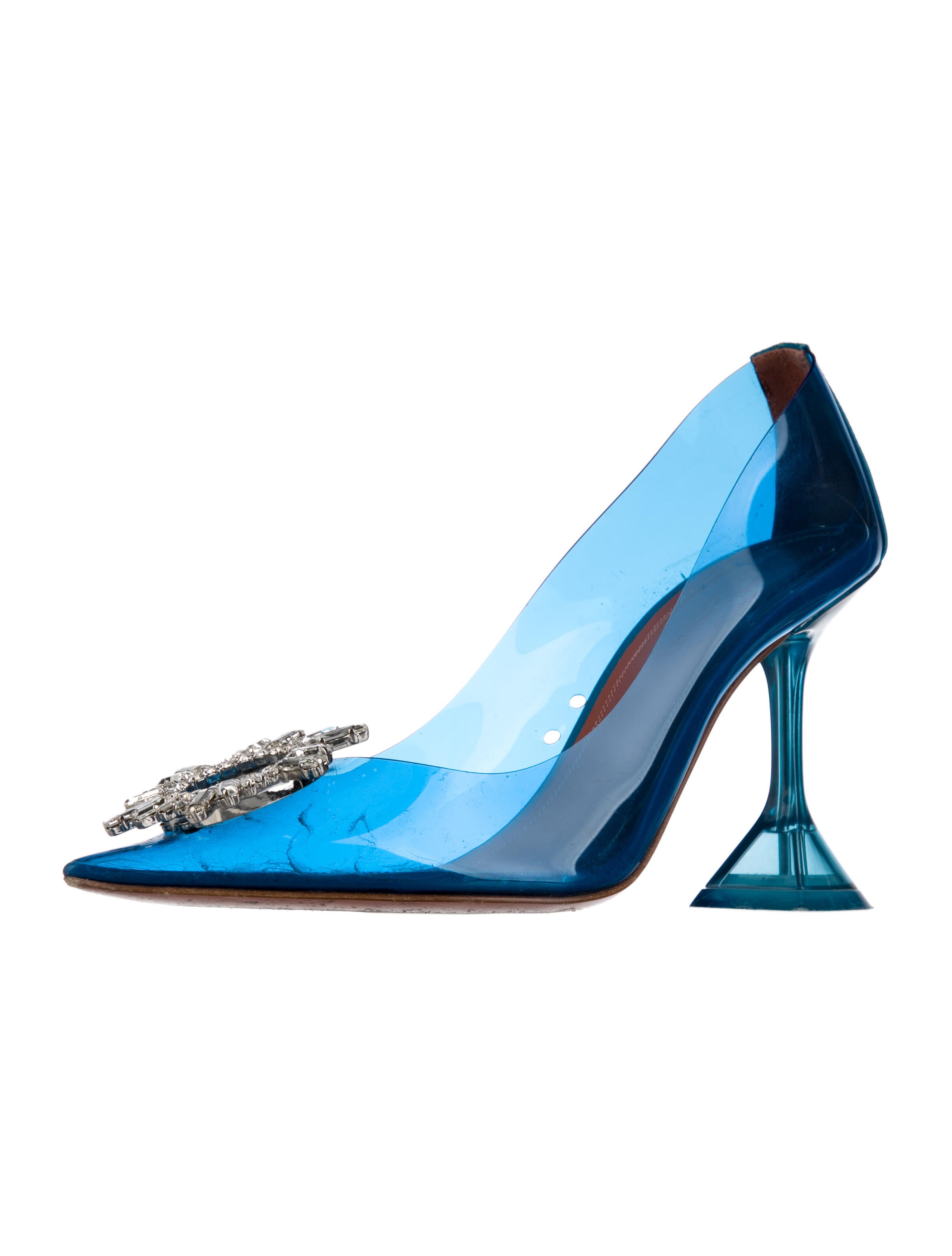 amina muaddi begum crystal