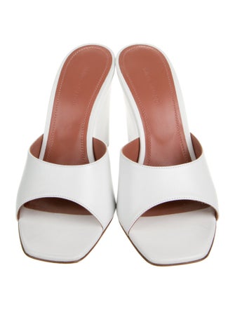 Amina Muaddi 2021 Lupita Slides