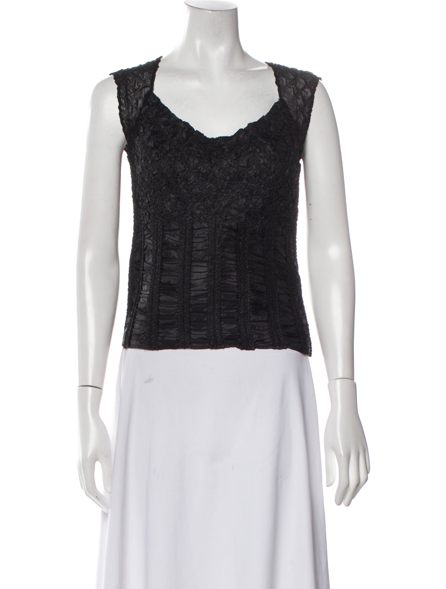 Anne Fontaine Scoop Neck Sleeveless Crop Top