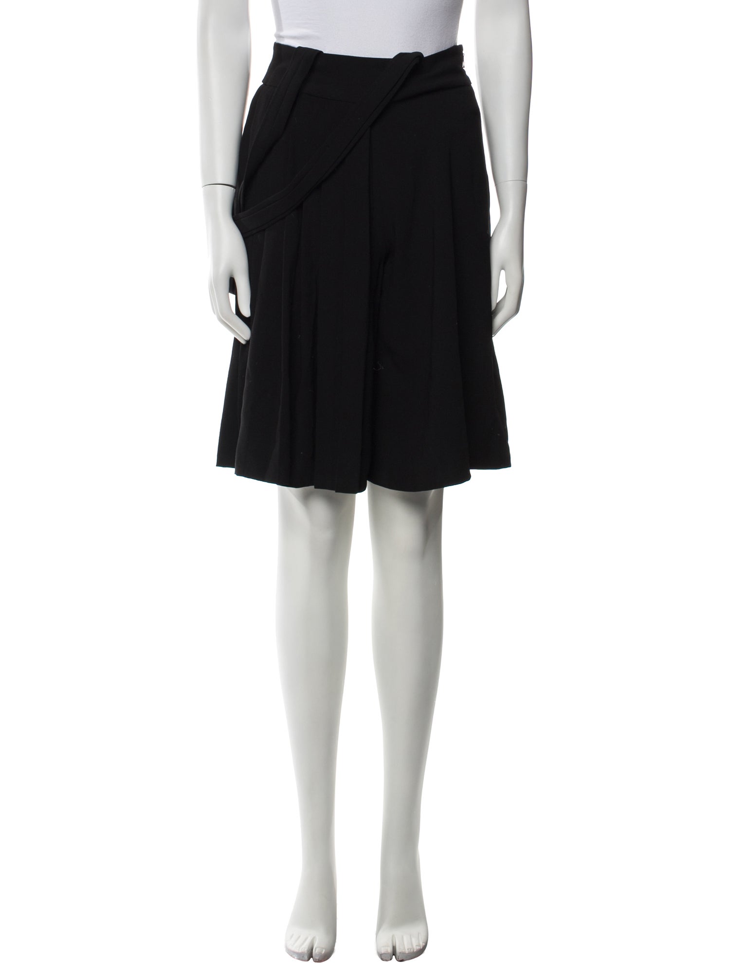 Anne Fontaine Knee-Length Shorts w/ Tags