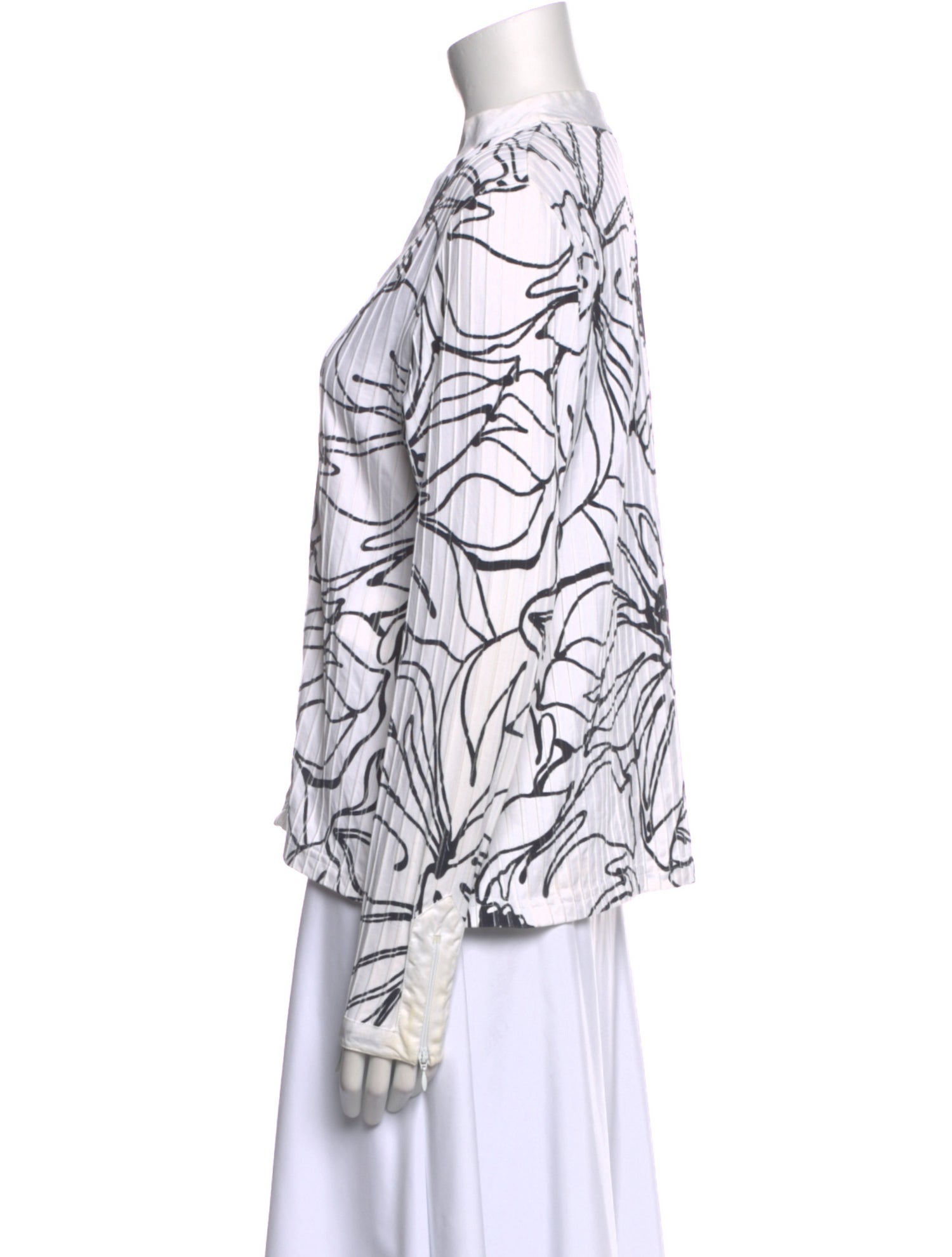 Anne Fontaine Printed V-Neck Button-Up Top