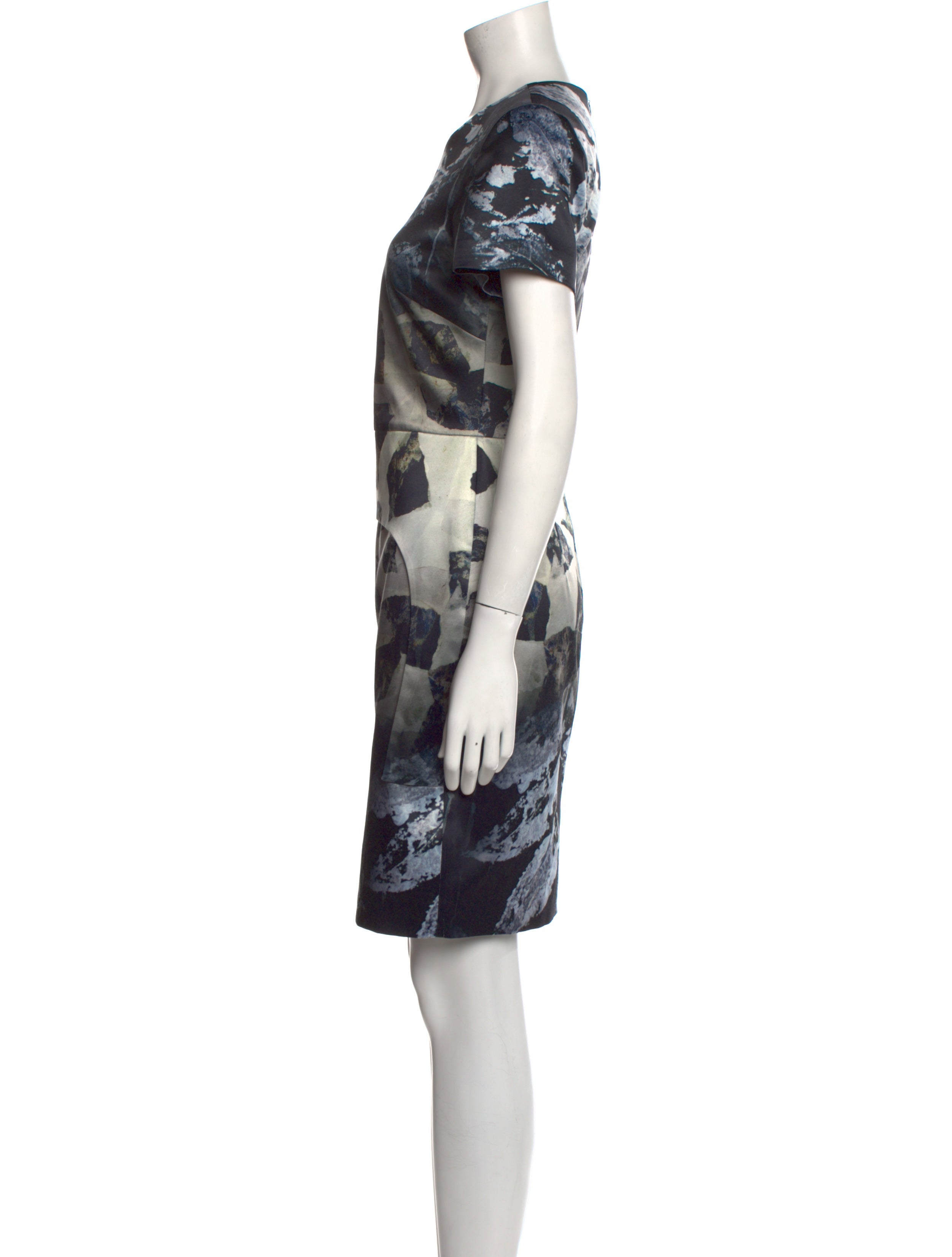 Angelys Balek Printed Knee-Length Dress
