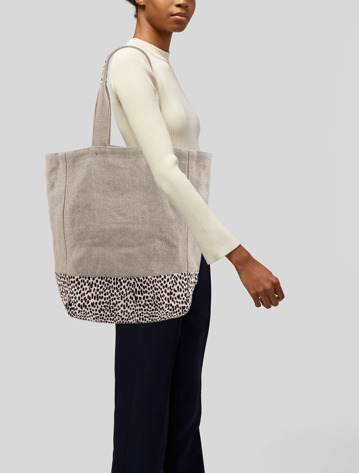 Ankasa Canvas Shoulder Bag