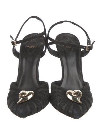 Aperlai Suede Slingback Pumps