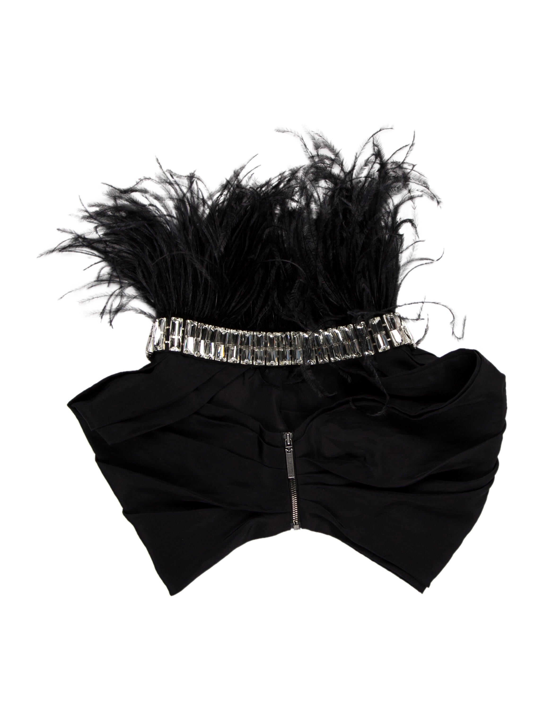 Area Strapless Crop Top