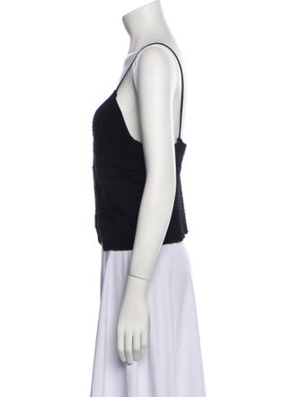 Area V-Neck Sleeveless Crop Top
