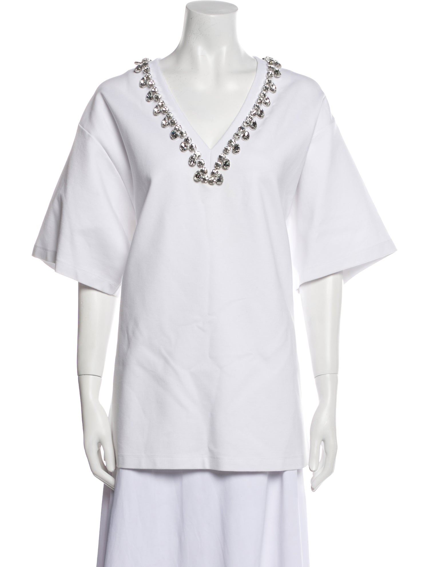 Area V-Neck Three-Quarter Sleeve Tunic