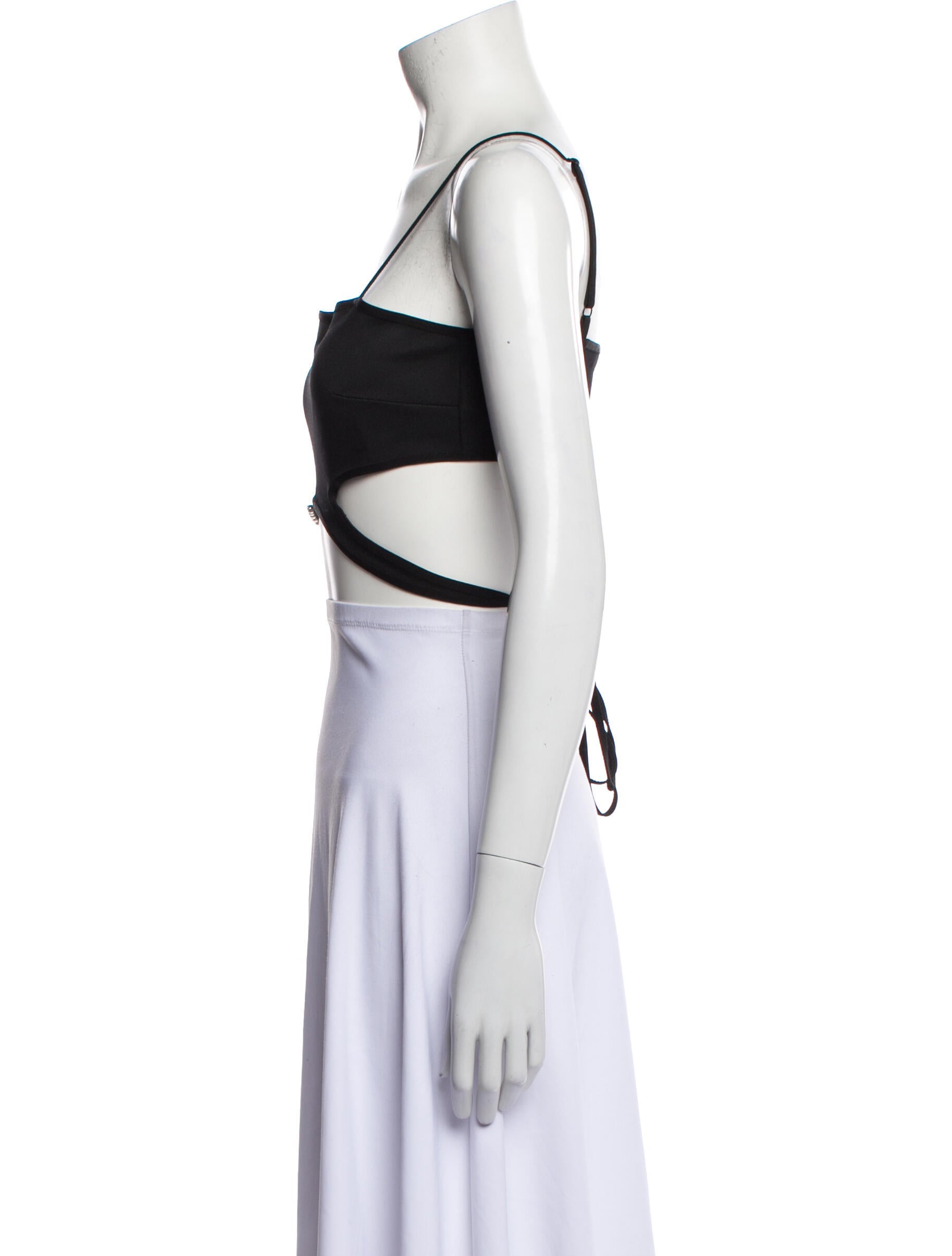 Area Square Neckline Sleeveless Crop Top