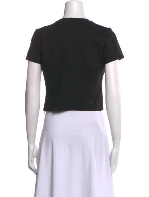 Area Crew Neck Short Sleeve Crop Top