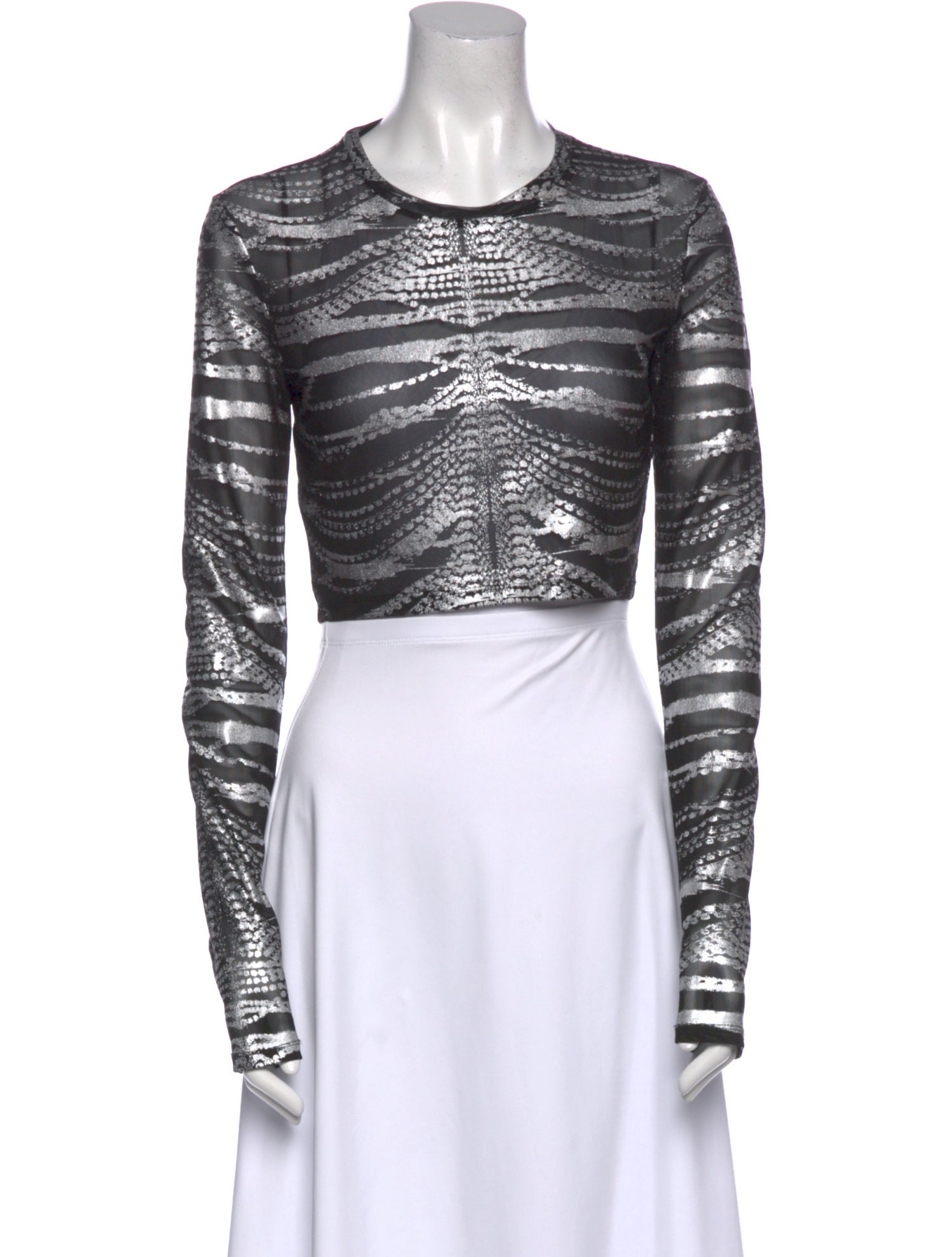 Area Crew Neck Long Sleeve Crop Top