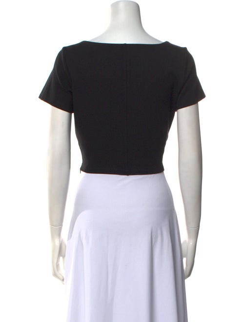 Area Square Neckline Short Sleeve Crop Top