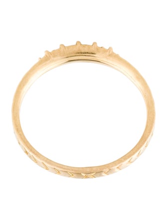 Artëmer 18K Diamond Chevron Wedding Band