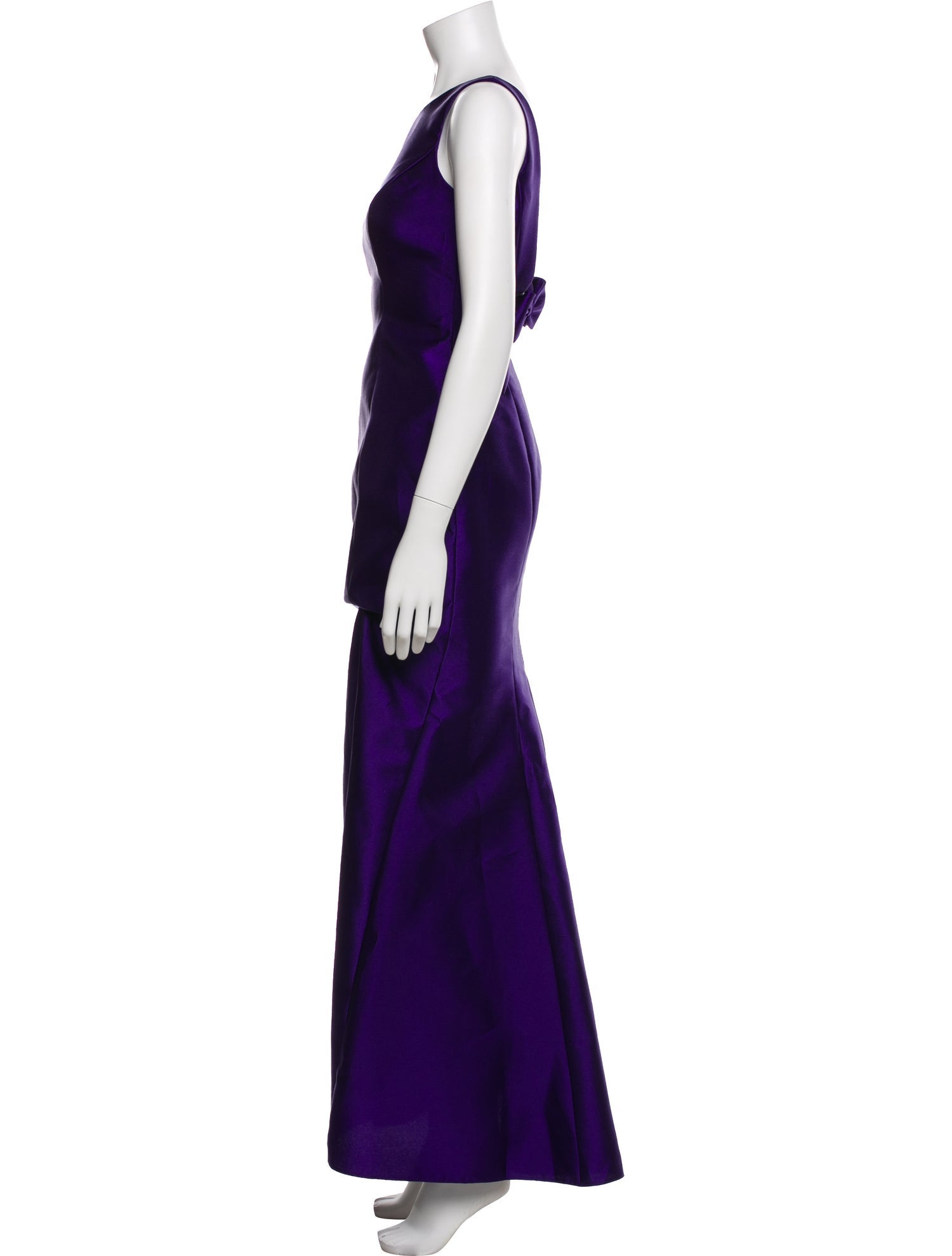 Alfred Sung Scoop Neck Long Dress