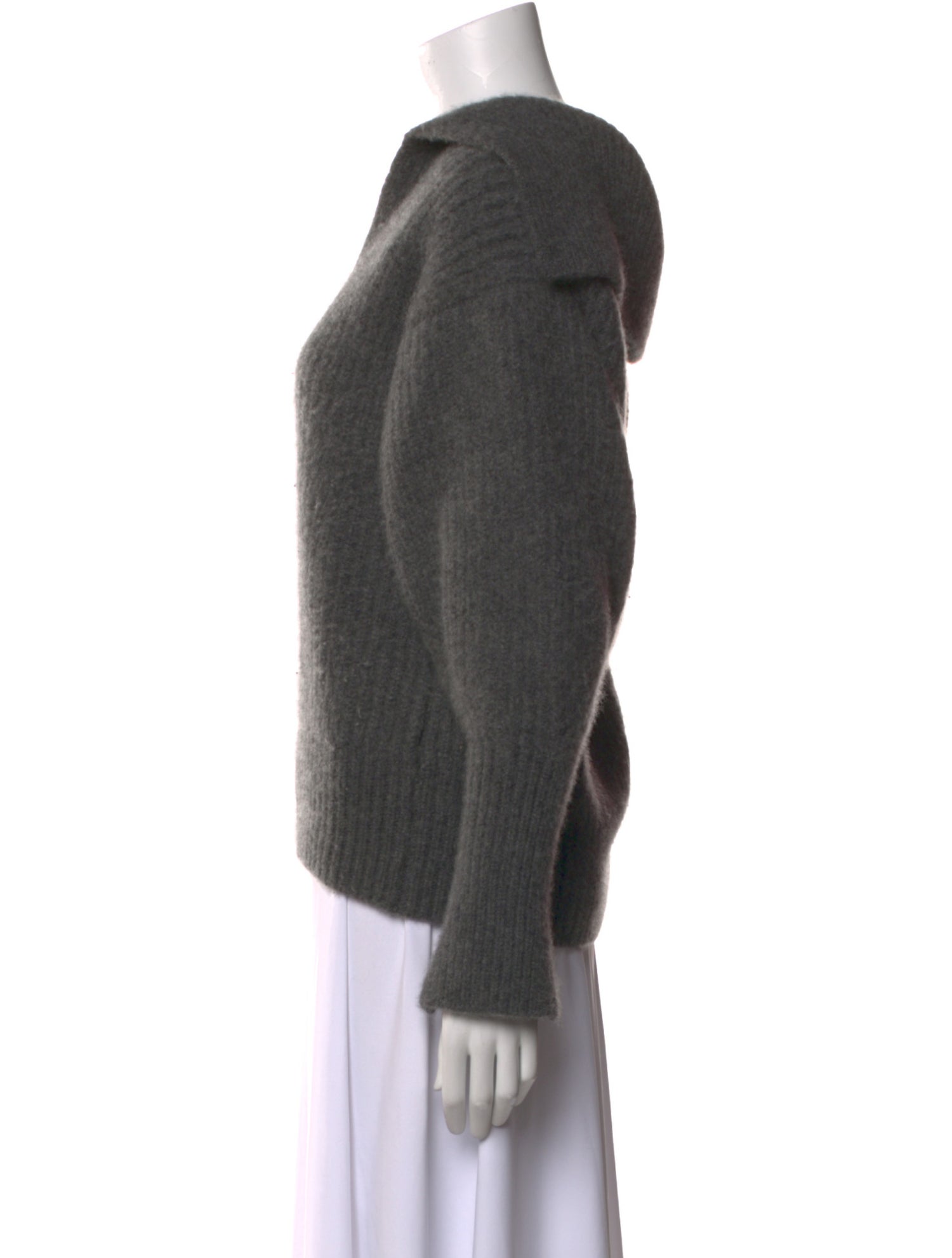 ASHLYN Cashmere V-Neck Sweater