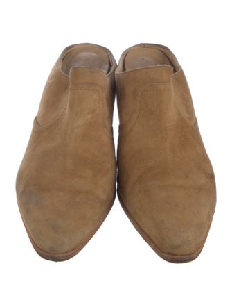 Avellano Suede Mules