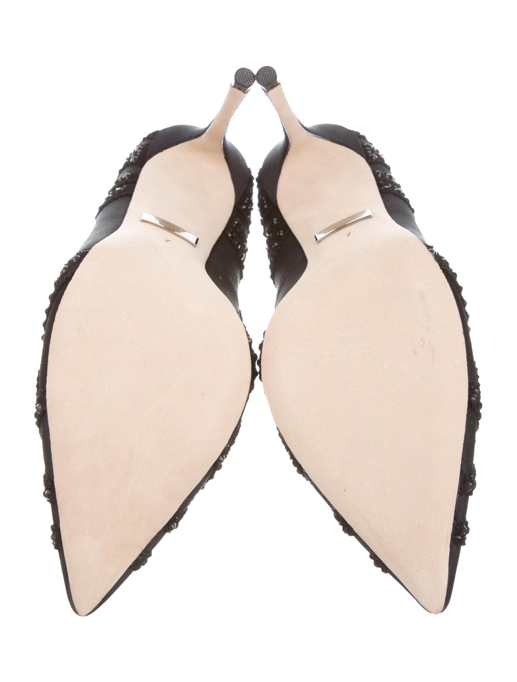 badgley mischka quintana crystal embellished pointed toe pump