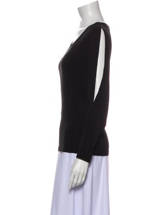 Badgley Mischka Scoop Neck Long Sleeve Sweatshirt