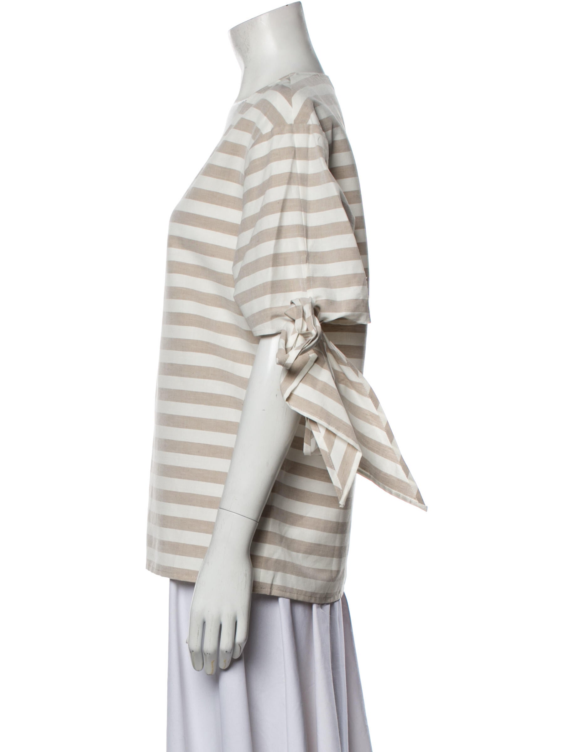 Badgley Mischka Striped V-Neck T-Shirt w/ Tags