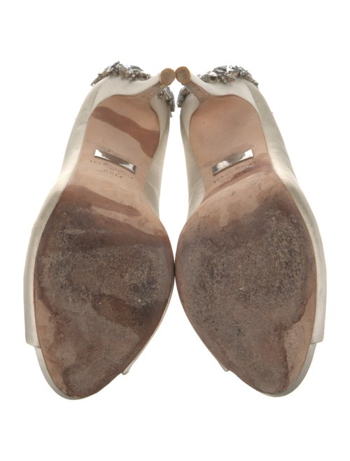 Badgley Mischka Satin Crystal Embellishments Pumps