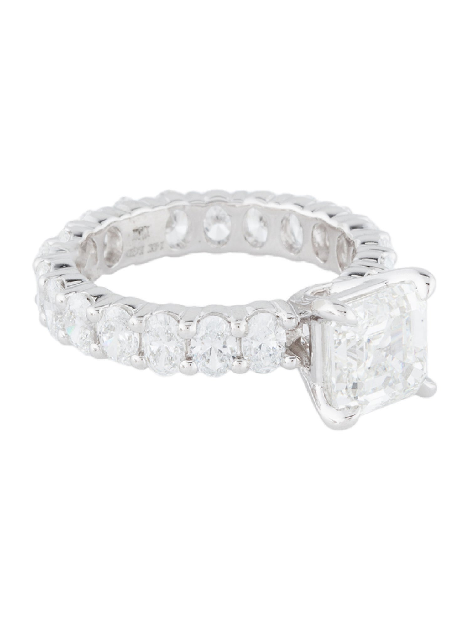 Badgley Mischka 2.66ct Lab-Grown Diamond Engagement Ring