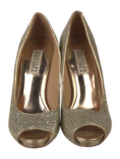 Badgley Mischka Glitter Accents Pumps