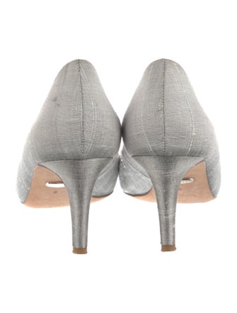 Badgley Mischka Pumps