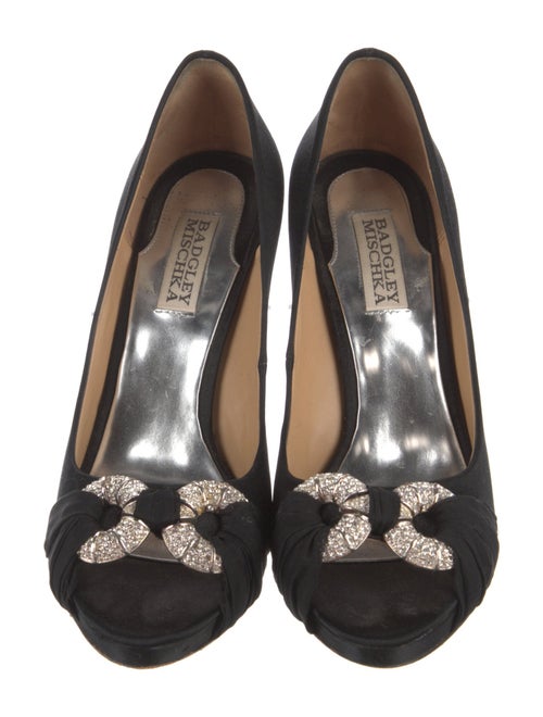 Badgley Mischka Satin Crystal Embellishments Pumps
