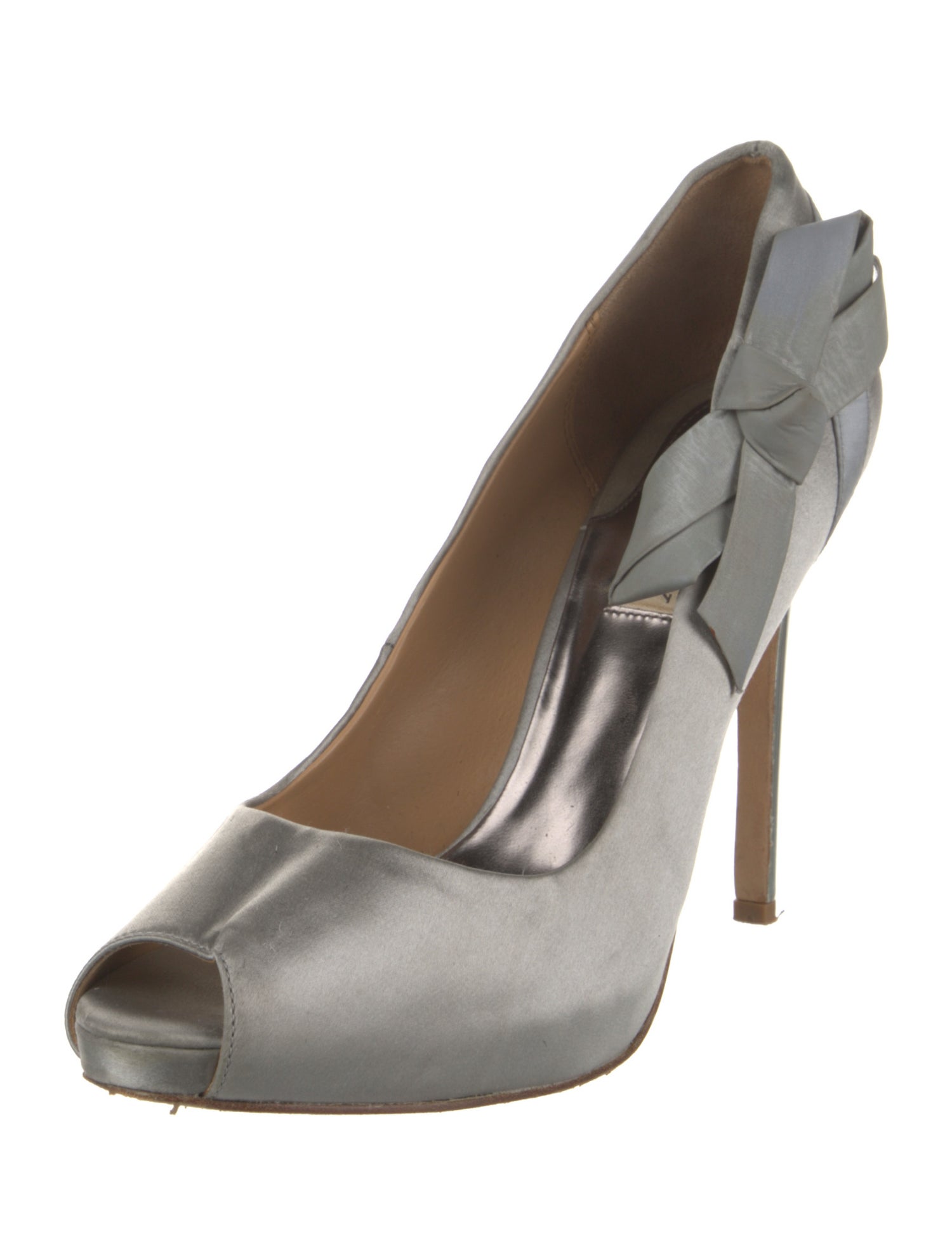 Badgley Mischka Satin Bow Accents Pumps