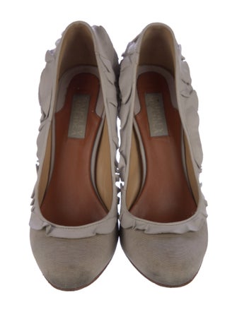 Badgley Mischka Canvas Ruffle Embellishment Pumps