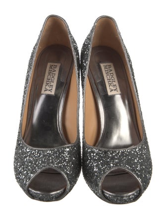 Badgley Mischka Glitter Pumps