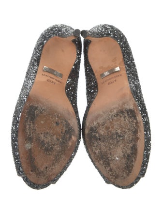 Badgley Mischka Glitter Pumps