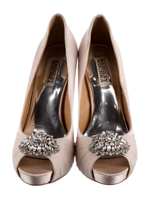 Badgley Mischka Satin Crystal Embellishments Pumps