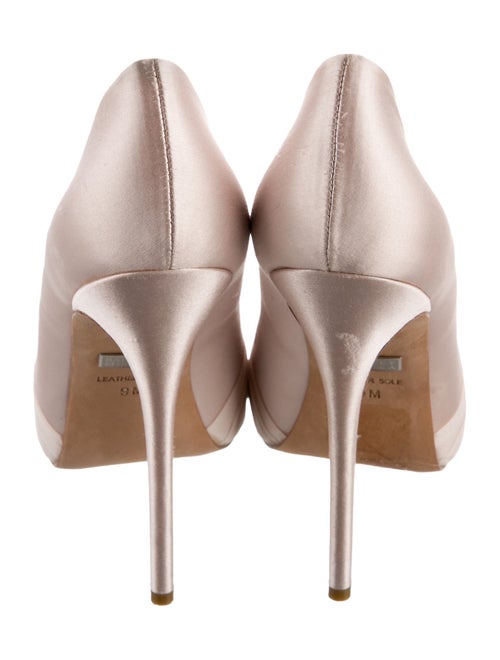 Badgley Mischka Satin Crystal Embellishments Pumps