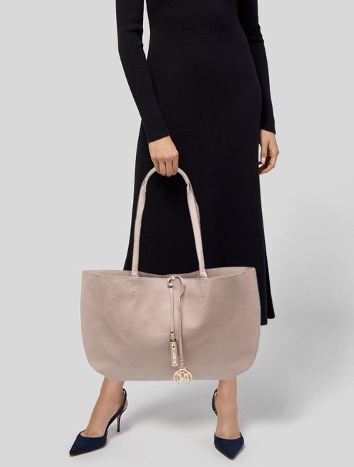 Badgley Mischka Leather Clutch w/ Tags