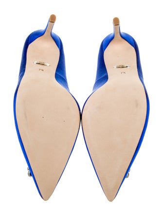 Badgley Mischka Satin Crystal Embellishments Pumps