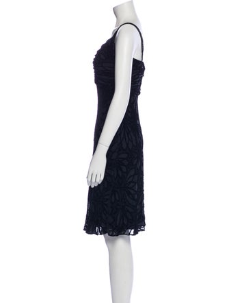 Badgley Mischka Silk Lace Pattern