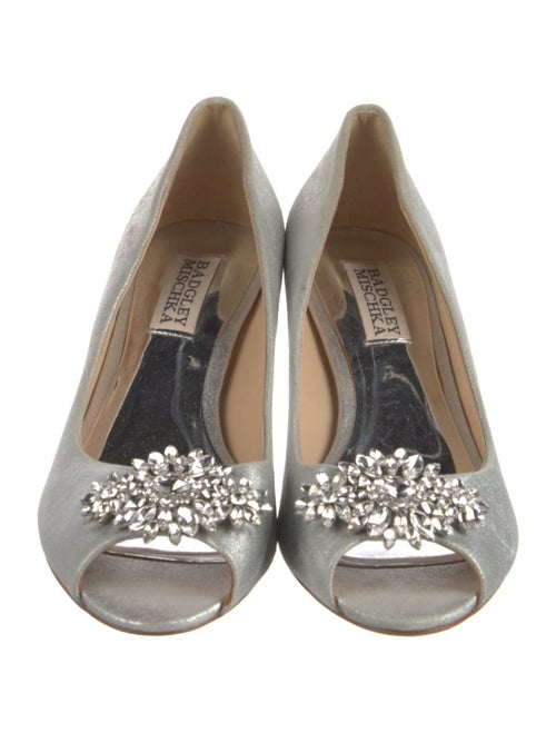 Badgley Mischka Crystal Embellishments Pumps