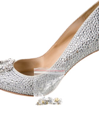 Badgley Mischka Crystal Crystal Embellishments Pumps