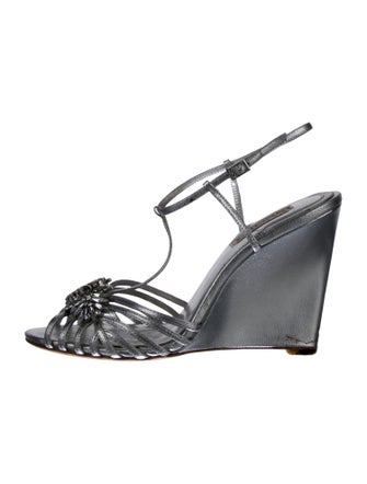 Badgley Mischka Leather T-Strap Pumps