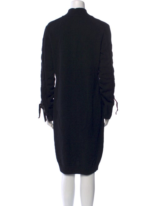 Badgley Mischka V-Neck Knee-Length Dress