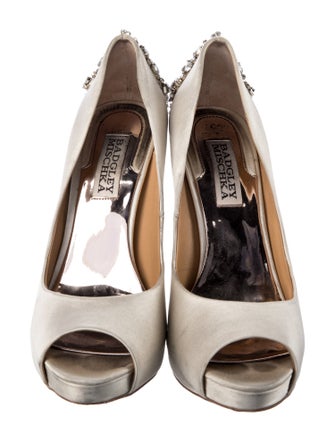 Badgley Mischka Satin Crystal Embellishments Pumps