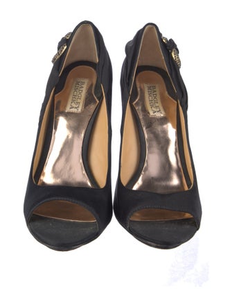 Badgley Mischka Satin Crystal Embellishments Pumps