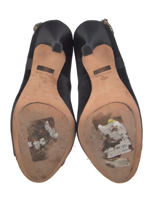 Badgley Mischka Satin Crystal Embellishments Pumps