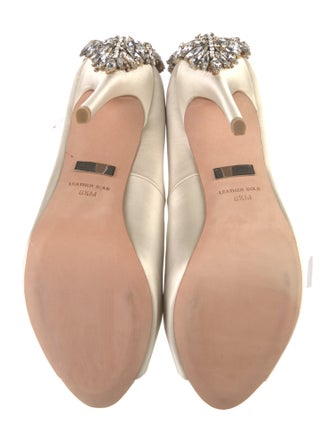 Badgley Mischka Satin Crystal Embellishments Pumps
