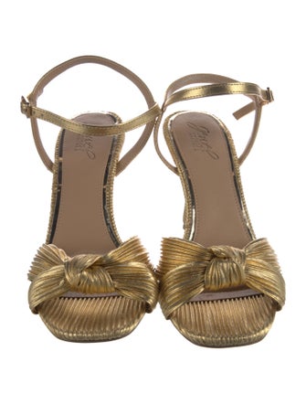 Badgley Mischka Sandals